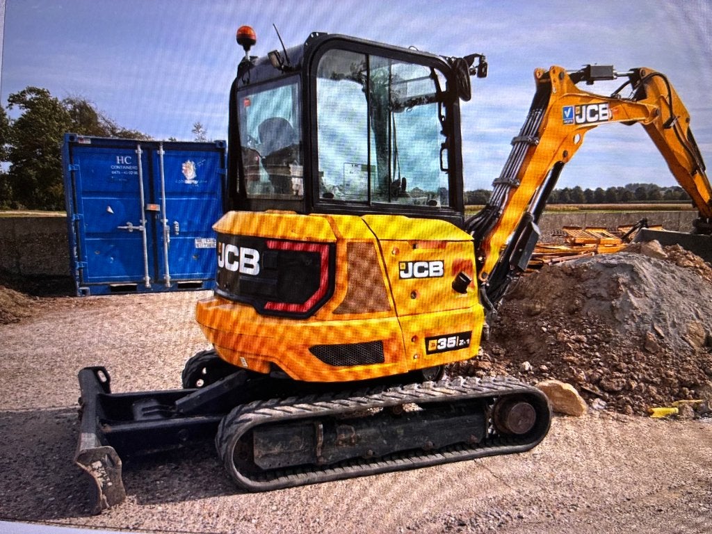 JCB 35/Z1, Articles professionnels, Enlèvement