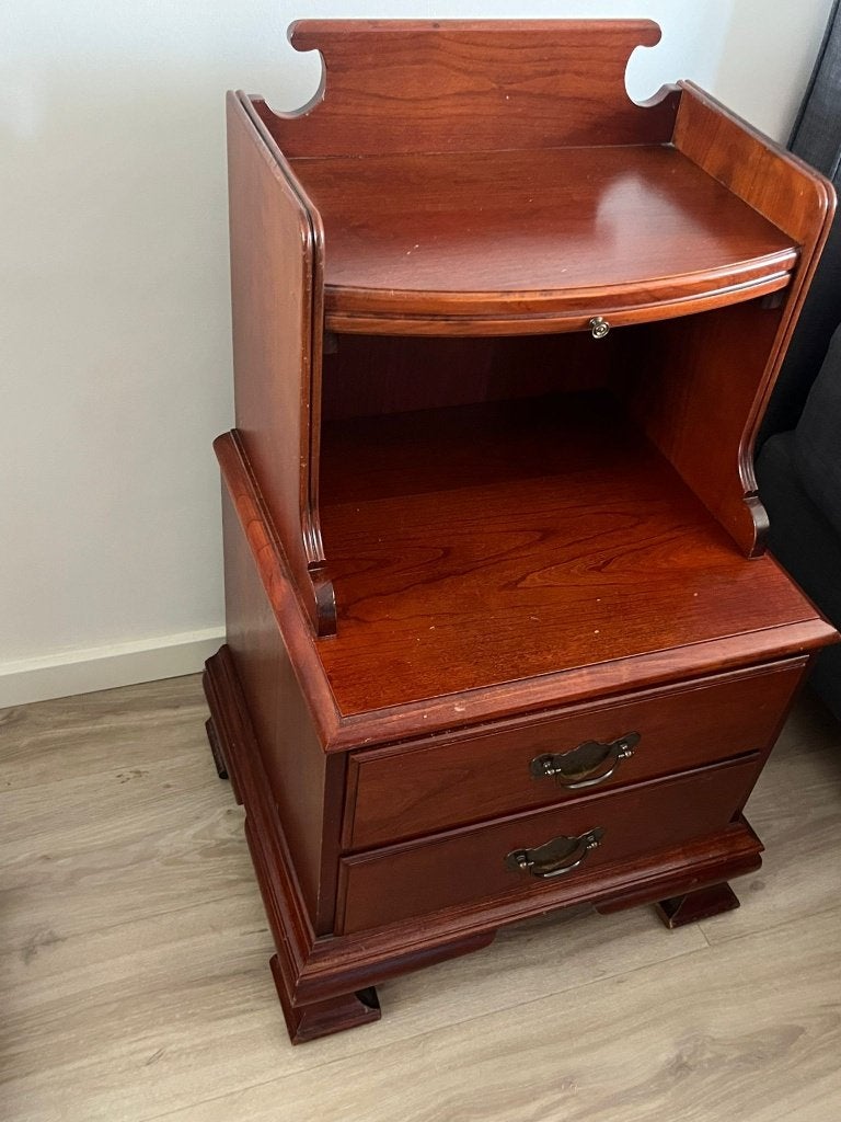 Oude Nachtkastjes, Huis en Inrichting, Slaapkamer | Nachtkastjes, Ophalen, Zo goed als nieuw, 45 tot 65 cm, 70 cm of meer