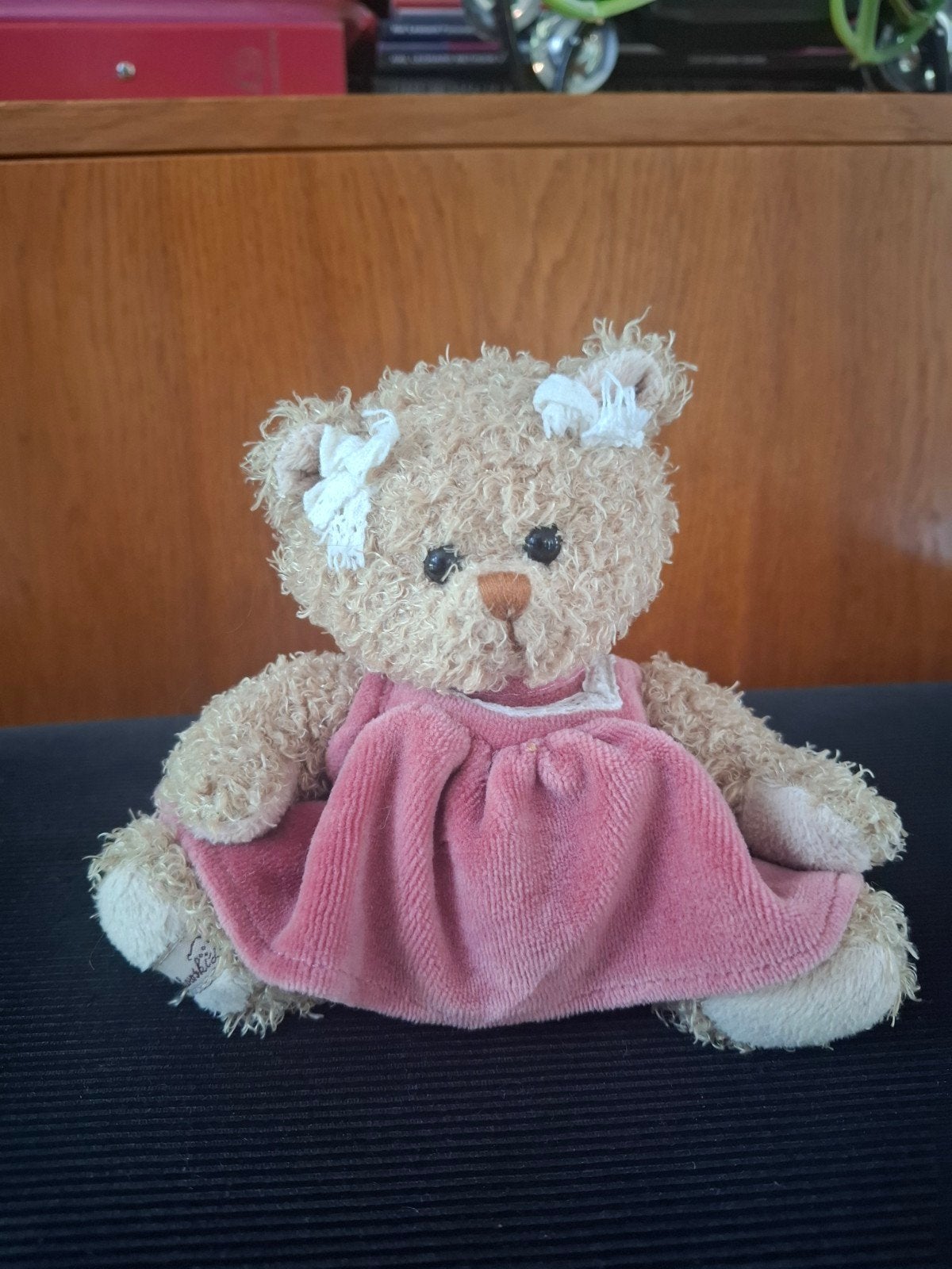 Beertje met roze jurkje Bukowski - 5 cm - hele mooie staat, Ophalen of Verzenden, Zo goed als nieuw, Stoffen beer, Overige merken