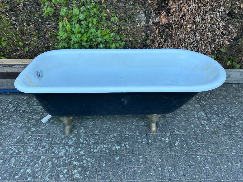 Antiek gietijzeren bad op pootjes, vrijstaand, Ophalen, Zo goed als nieuw
