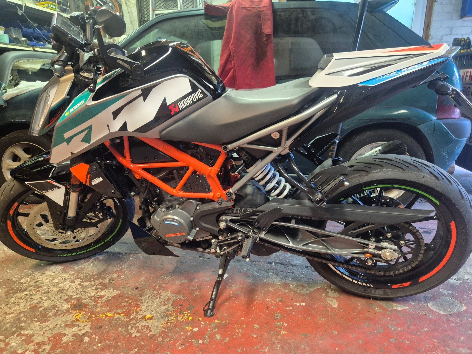ktm duke 125cc, Motos, Particulier