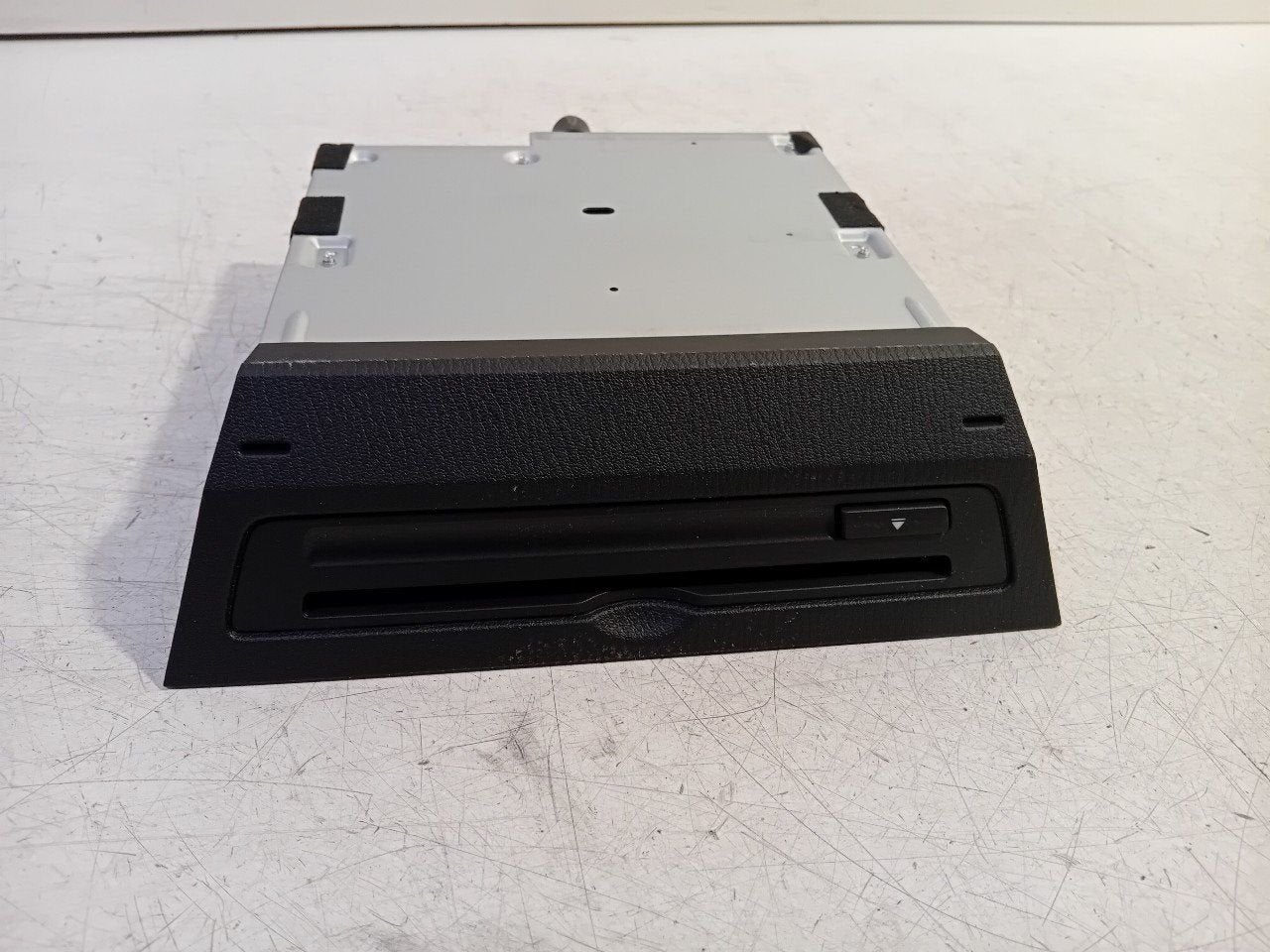 Cd speler Mazda 2, Ophalen of Verzenden, Van der Ven Autorecycling B.V., Onderdelen@venauto.nl, Ettenseweg 76, 4706 PB Roosendaal, The Netherlands