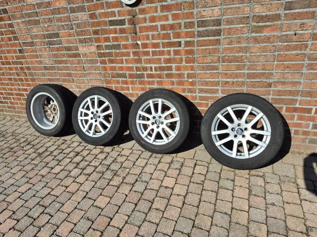 autovelg met winterbanden, Ophalen, Gebruikt, 16 inch, Banden en Velgen