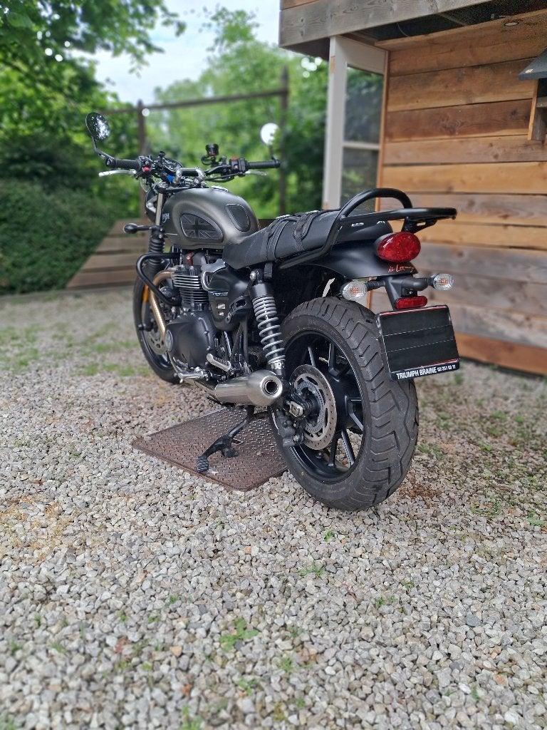 TRIUMPH STREET TWIN 900, Motos, Tourisme, Occasion, Plus de 35 kW, 2 cylindres