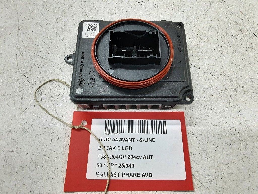BALLAST DE PHARE XENON DROIT A4 Avant (B9) (4K0941572HJ), Mevr. I. Hauben, Audi, Utilisé, Rue de l'Espoir 34 34
4030  GRIVEGNÉE, BE