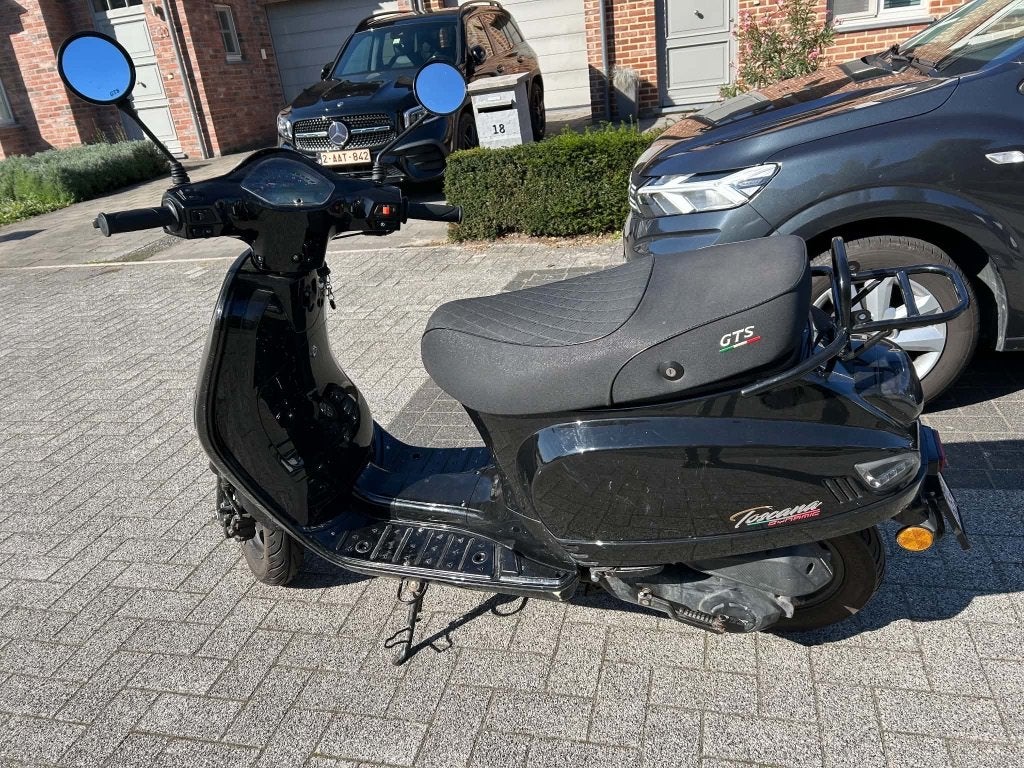 Scooter Gts toscana 2022 b klasse, Fietsen en Brommers, Ophalen, Gebruikt, Klasse B (45 km/u), GTS