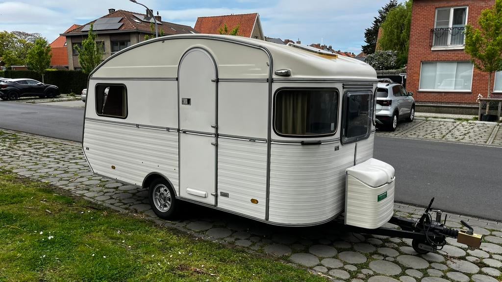 Caravan constructam coral 1974, Caravans en Kamperen, Caravans, Overige merken, Koelkast, Treinzit, Dwarsbed