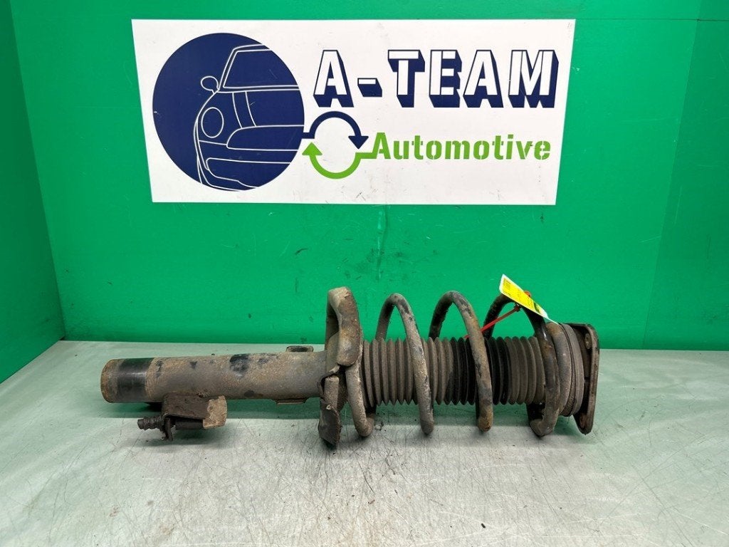 AMORTISSEUR OU ABSORBEUR DE CHOC AVANT DROIT Mazda 5 (CR19), Hitdorfer Straße 73
51371  Leverkusen, DE, Mazda, Utilisé, Info@mazda.de