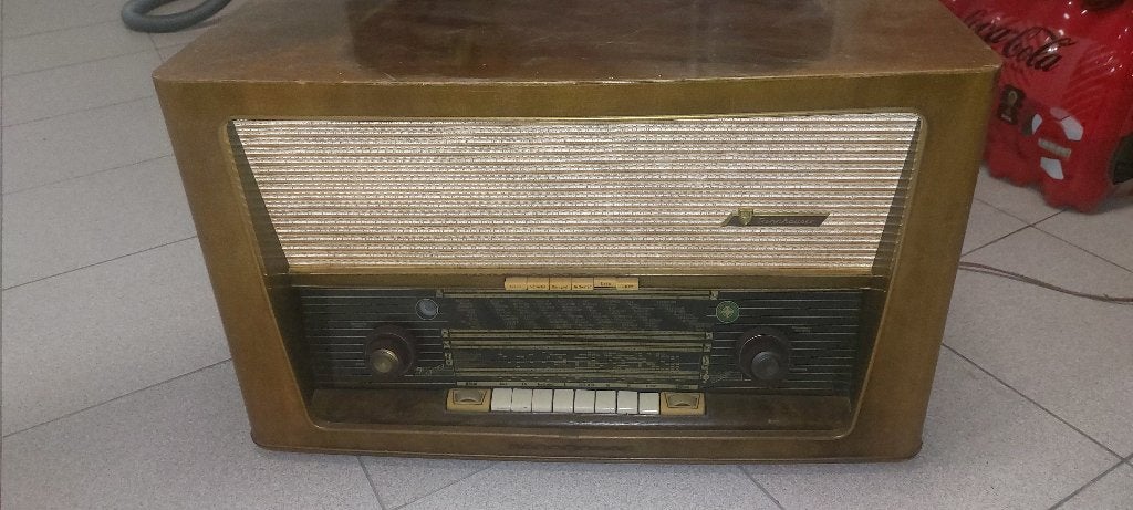 Radio à tube NordMende Tannhäuser 58 — fonctionne, TV, Hi-fi & Vidéo, Radios, Utilisé, Radio, Enlèvement
