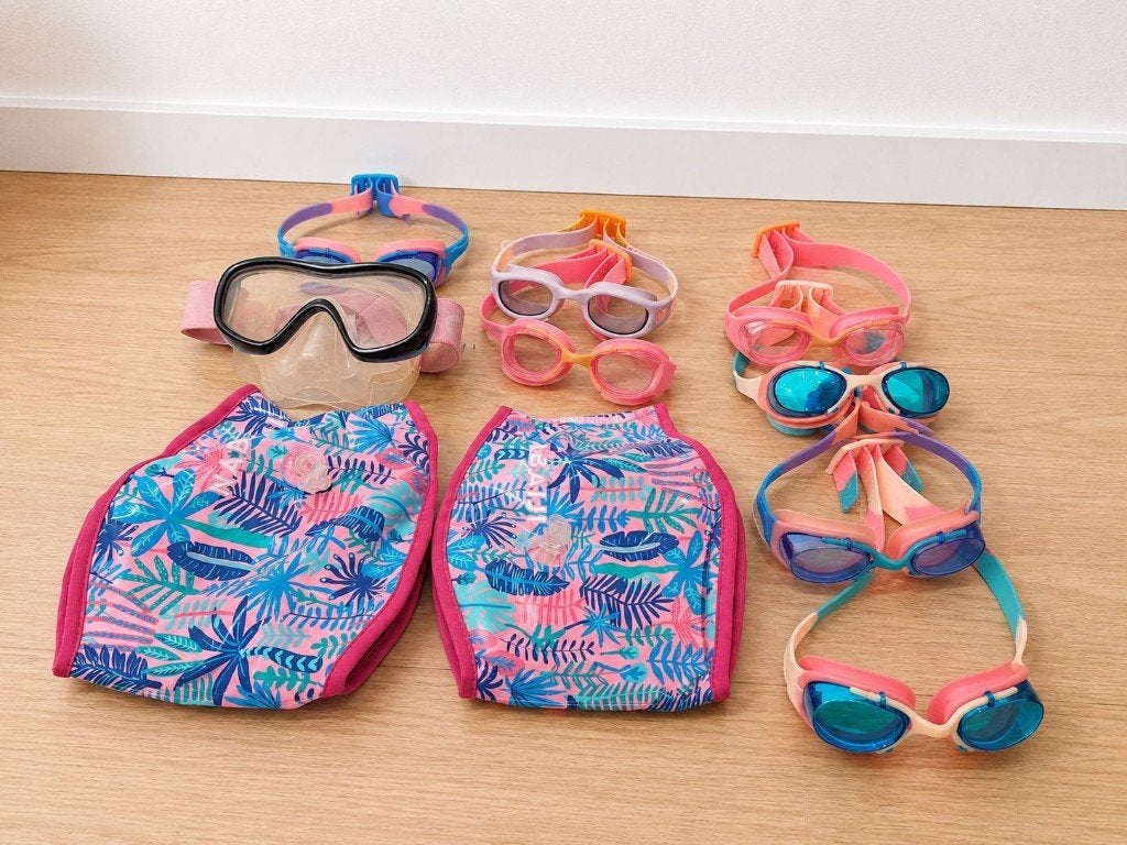 Pakket zwemspullen voor meisjes – zwembrillen en handpeddels, Kinderen en Baby's, Kinderkleding | Kinder-zwemkleding, Ophalen