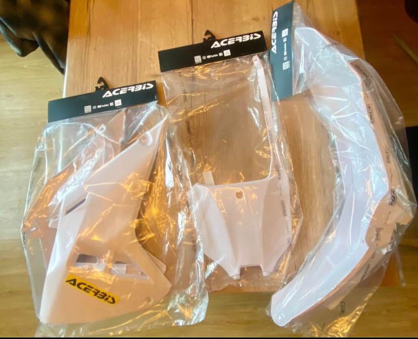 witte acerbis plastic voor Honda Crf250/450 21-26, Enlèvement
