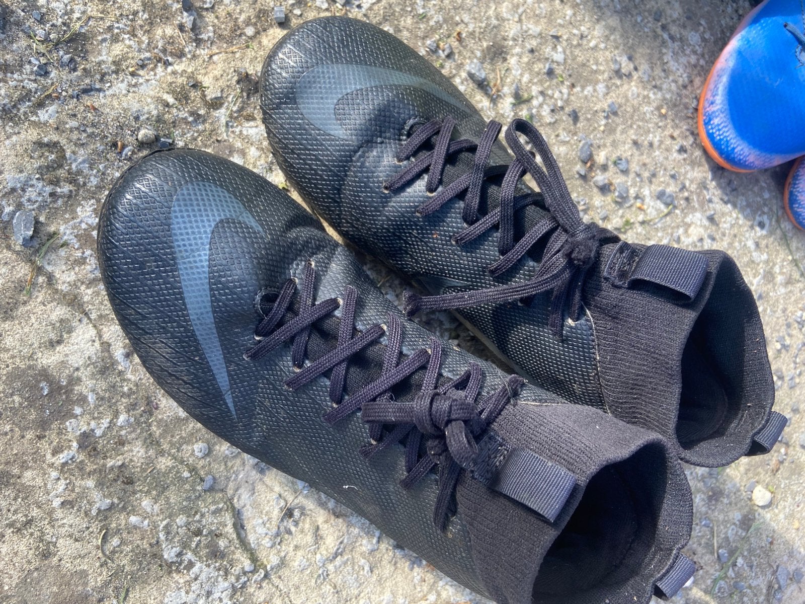 Chaussures de foot, Sports & Fitness, Course, Jogging & Athlétisme, Enlèvement ou Envoi, Utilisé