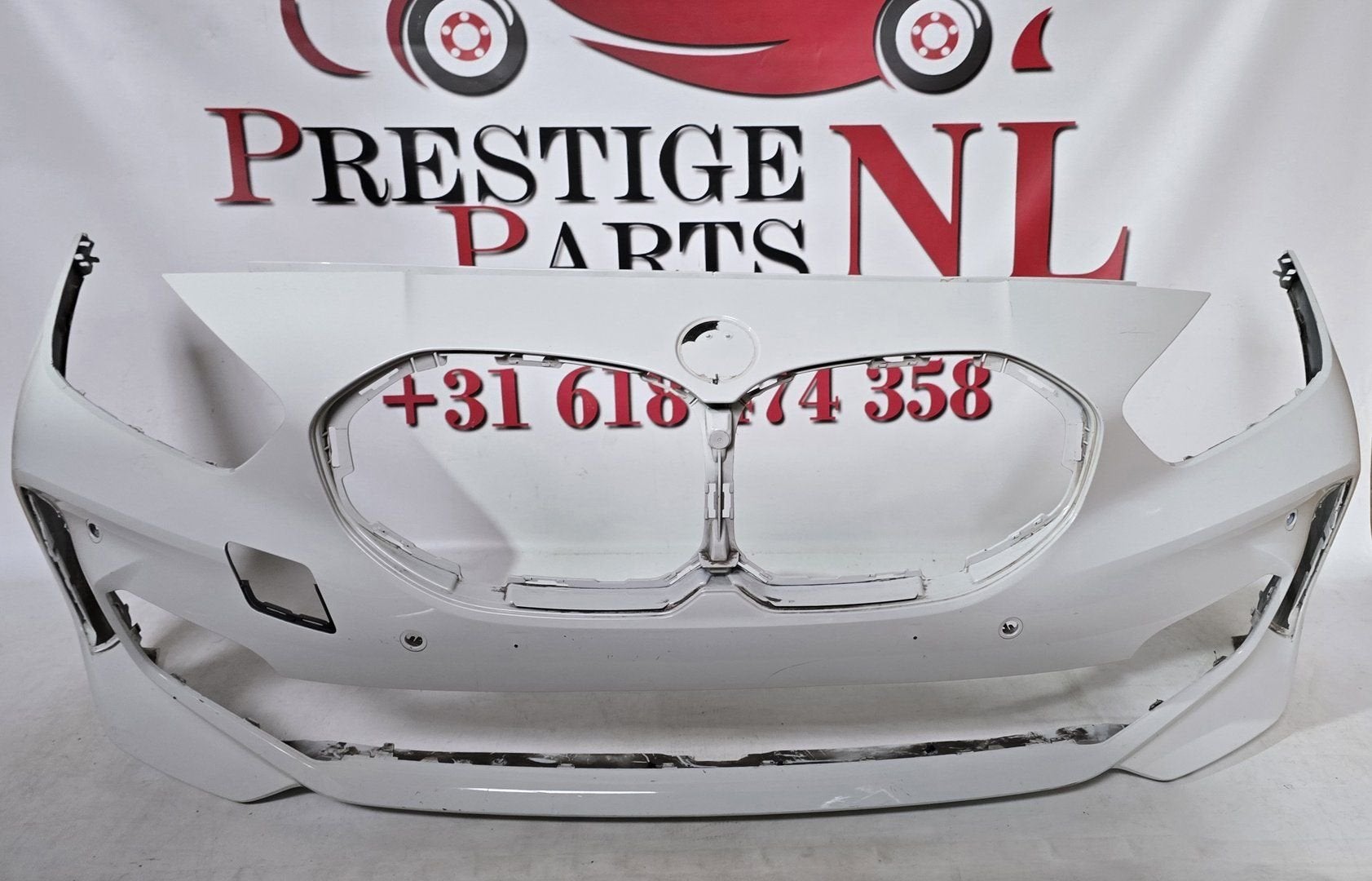 Voorbumper BMW 1 Serie F40 M Pakket 4xPDC 51118070928 Bumper, -, Origine de la pièce connue, Utilisé, Avant