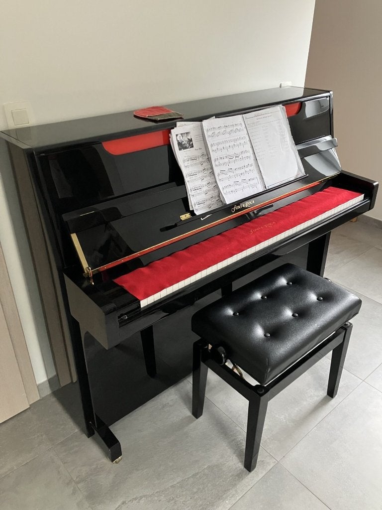Piano droit, Musique & Instruments, Enlèvement, Comme neuf, Noir, Piano