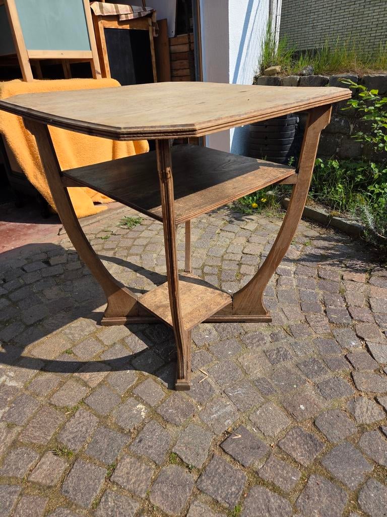 Magnifique ancienne table art déco,  décapé et poncé, Enlèvement