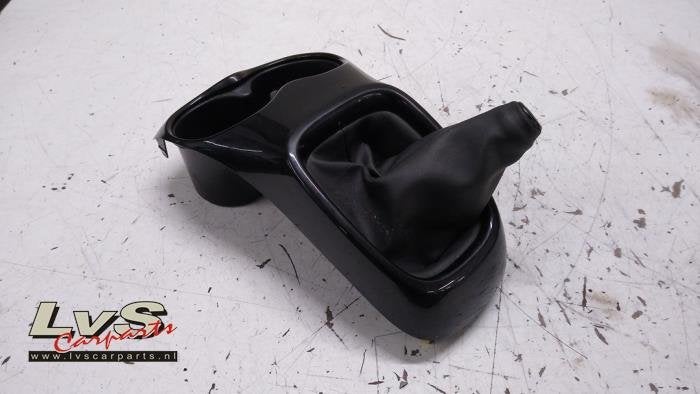 Enveloppe levier de vitesse d'un Toyota Aygo, Autos : Pièces & Accessoires, Habitacle & Garnissage, -, 3 mois de garantie, Toyota