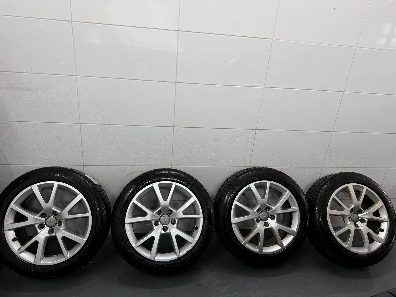 Audi velgen 225/50 R18 99H M+S met Continental banden, Auto-onderdelen, Ophalen, 18 inch, Banden en Velgen, 225 mm