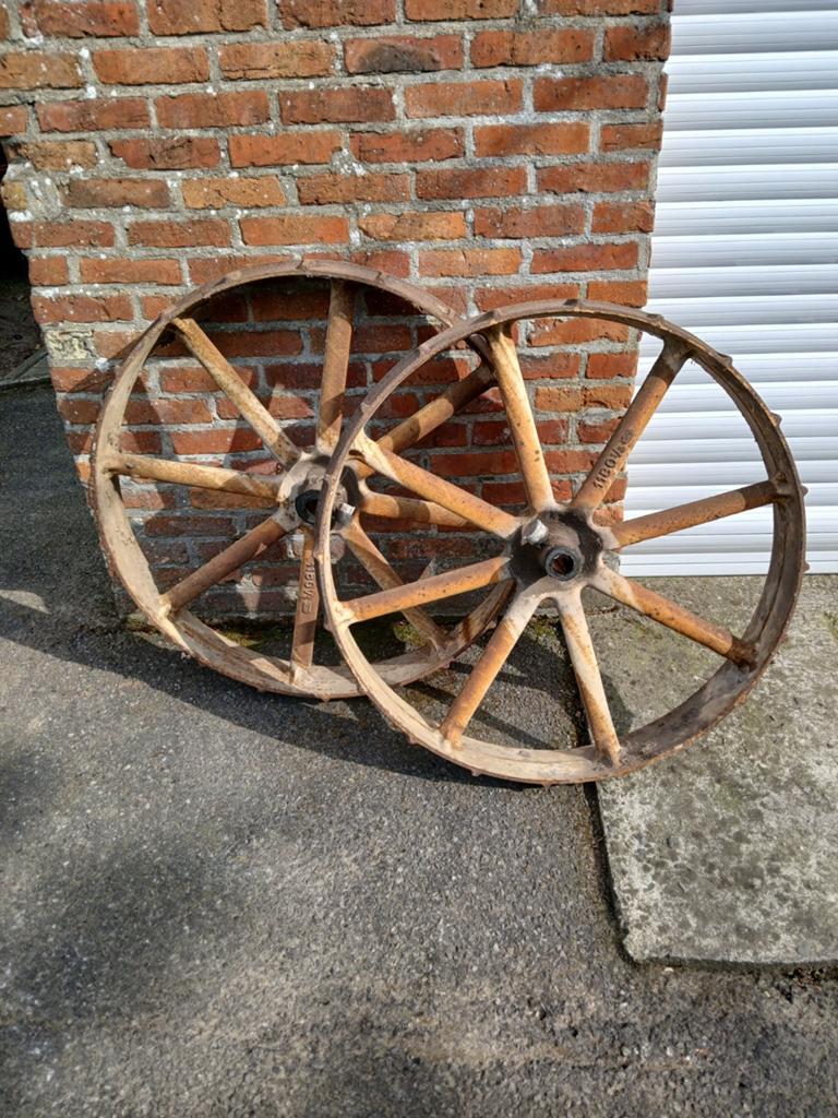 Gietijzeren wielen, Enlèvement