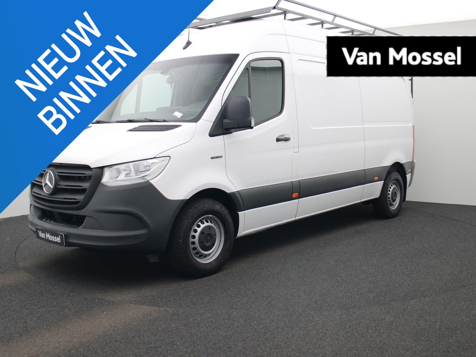 Mercedes-Benz Sprinter eSprinter L2 FWD 35kWh, Auto's, 4 deurs, Stof, 35 kWh, https://public.car-pass.be/vhr/de0dafc9-f579-47b1-9b69-137489180084
