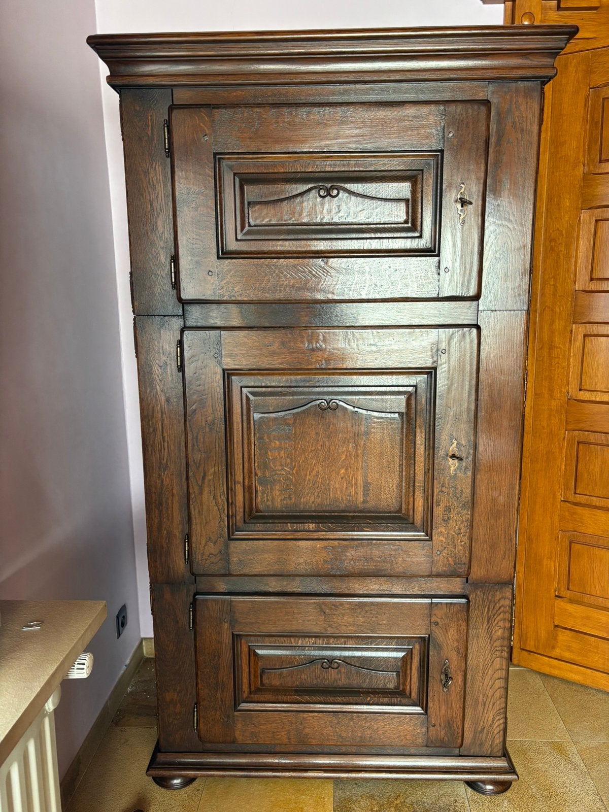 Armoire robuste en chêne, Enlèvement, Chêne