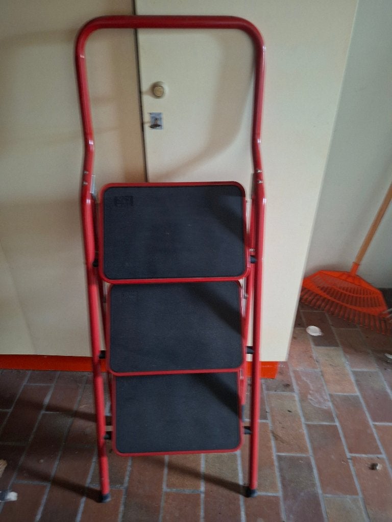 Trapladder, Ophalen, Trap, Zo goed als nieuw, Opvouwbaar of Inschuifbaar