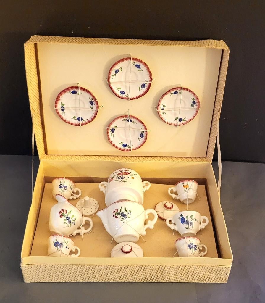 ️✔️Dînette enfants (jouet) Faïence de Longchamp (France), Antiquités & Art, Antiquités | Autres Antiquités, Envoi