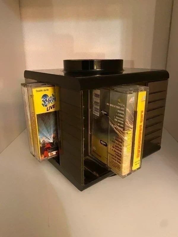 Carroussel cassettes/cd's - retro, Envoi, Utilisé