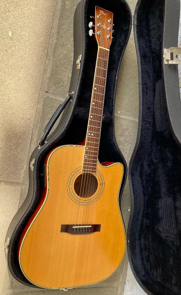 Guitare électro-acoustique Cort, Musique & Instruments, Enlèvement, Utilisé, Guitare Western ou Guitare Folk, Avec capteur (piezo)