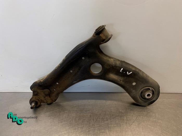 Draagarm links-voor van een Skoda Fabia (Fabia 08-), Gebruikt, -, -, Ophalen of Verzenden