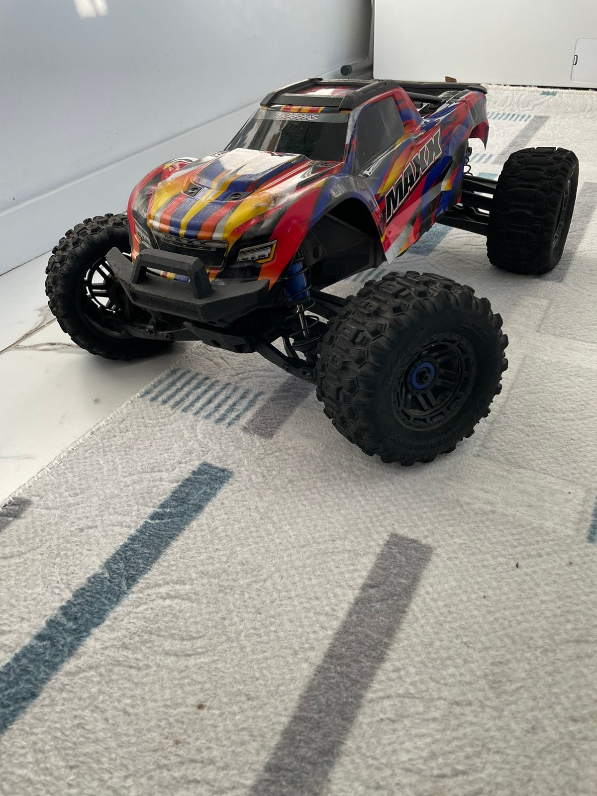 Traxxas maxx v2 wide, Hobby en Vrije tijd, Modelbouw | Radiografisch | Auto's, Ophalen of Verzenden, Zo goed als nieuw
