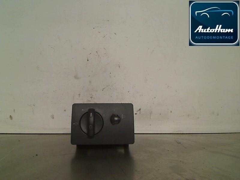 INTERRUPTEUR D'ECLAIRAGE Focus 2 (|7M5T13A024EA|1471869|), Utilisé, Ford