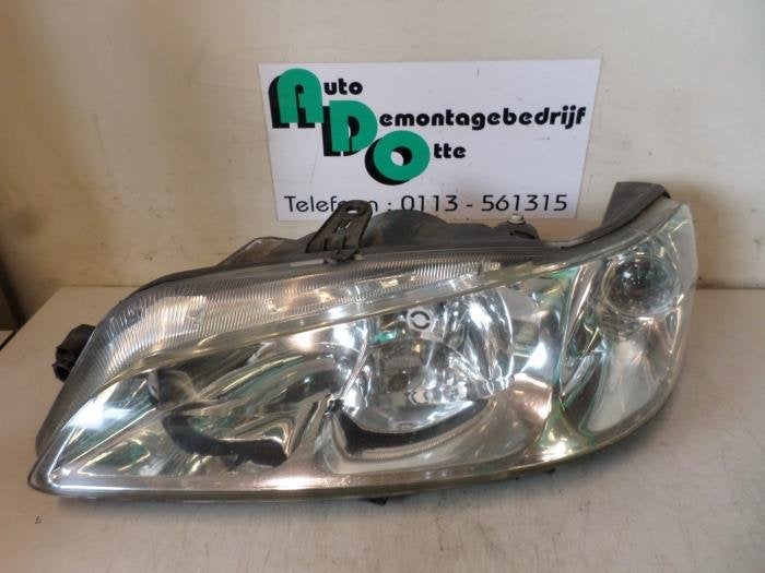 Phare gauche d'un Peugeot 306, -, 3 mois de garantie, Utilisé, -