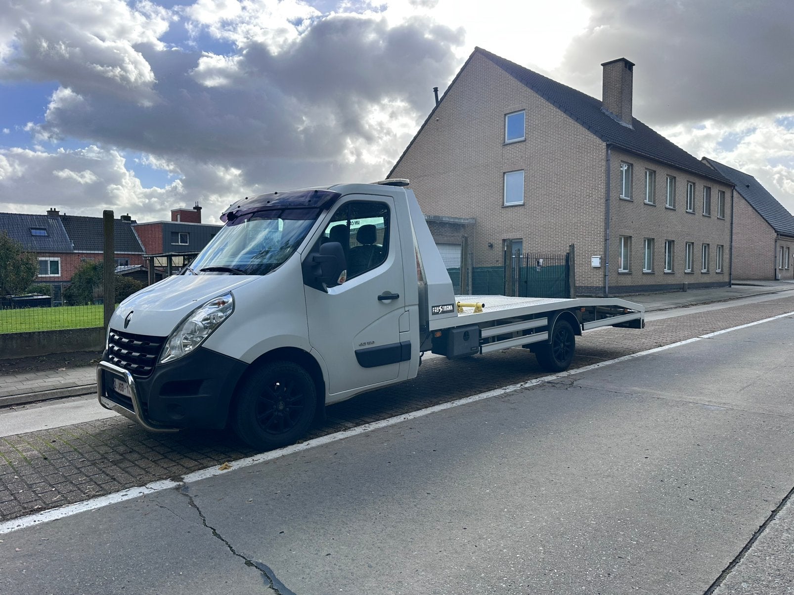 Takelwagen Renault Master 2.3 dci, Auto's, Euro 5, Zwart, 4 cilinders, Lederen bekleding