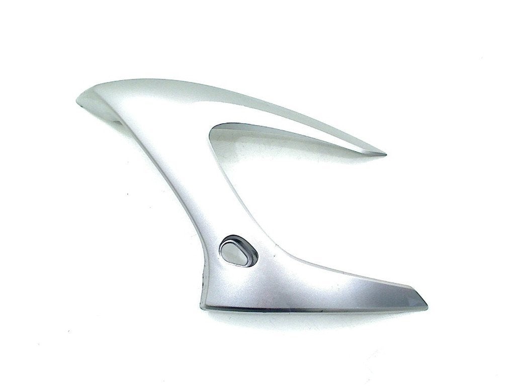 CARENAGE GAUCHE FZ 6 2004-2006 (FZ6 FAZER) (5vx-2830c), Dhr. S. di Majo, Utilisé, Info@cama-motorparts.nl, P.J. Troelstraweg 8 8
3144 CX  MAASSLUIS, NL