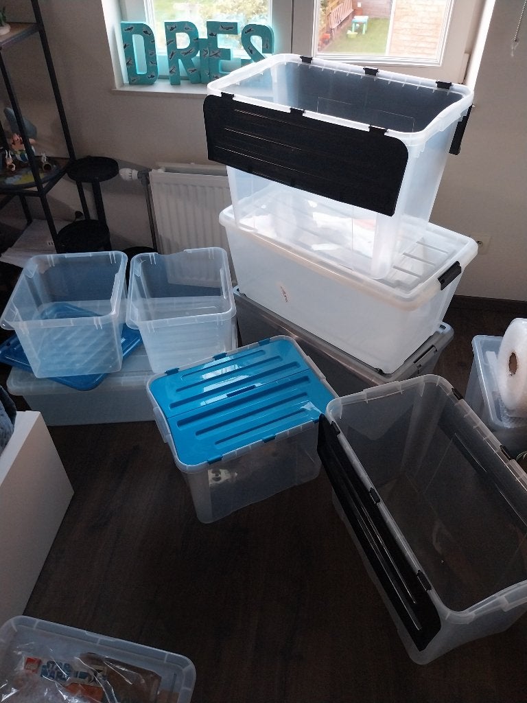 plastic bakken, Ophalen, Doos, Zo goed als nieuw, 35 tot 50 cm