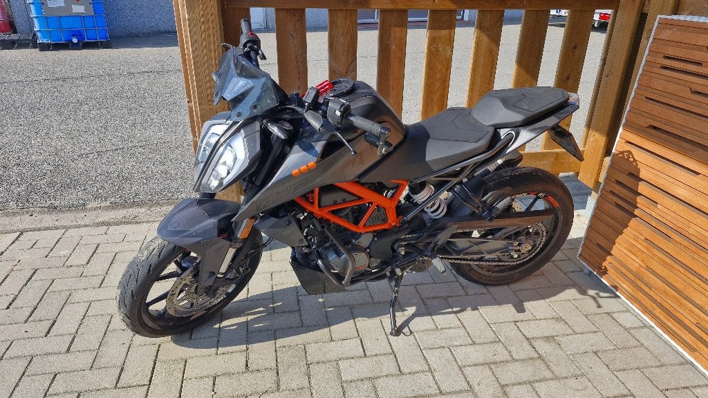 KTM duke 125cc, Motoren, Motoren | KTM, Gebruikt, Particulier, 125 cc, 11 kW of minder