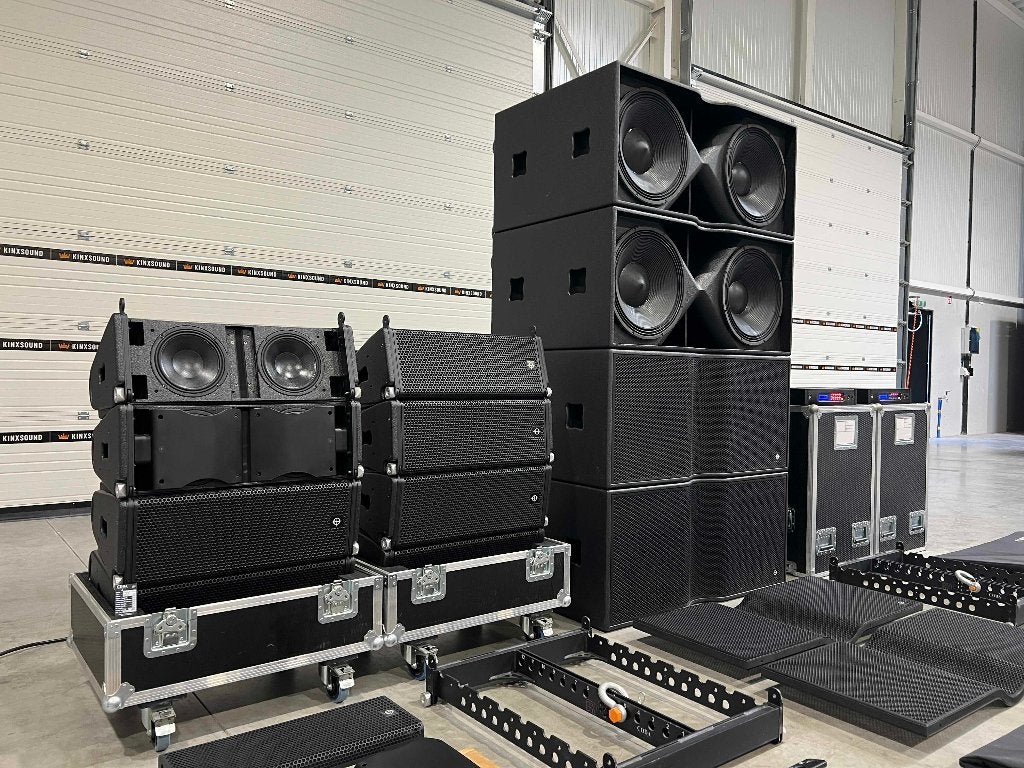 Coda Audio line array: 8x ViRAY 4x SCP LINUS14 LINUS12C, TV, Hi-fi & Vidéo, Enceintes, Utilisé, Autres types, 150 watts ou plus