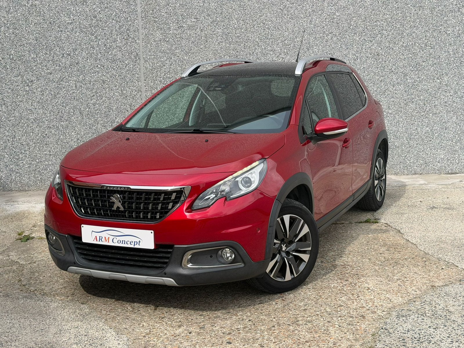 Peugeot 2008 1.2 Essence 2017 EURO 66 AUTOMATIQUE, Euro 6, Leder en Stof, Bedrijf, 5 deurs