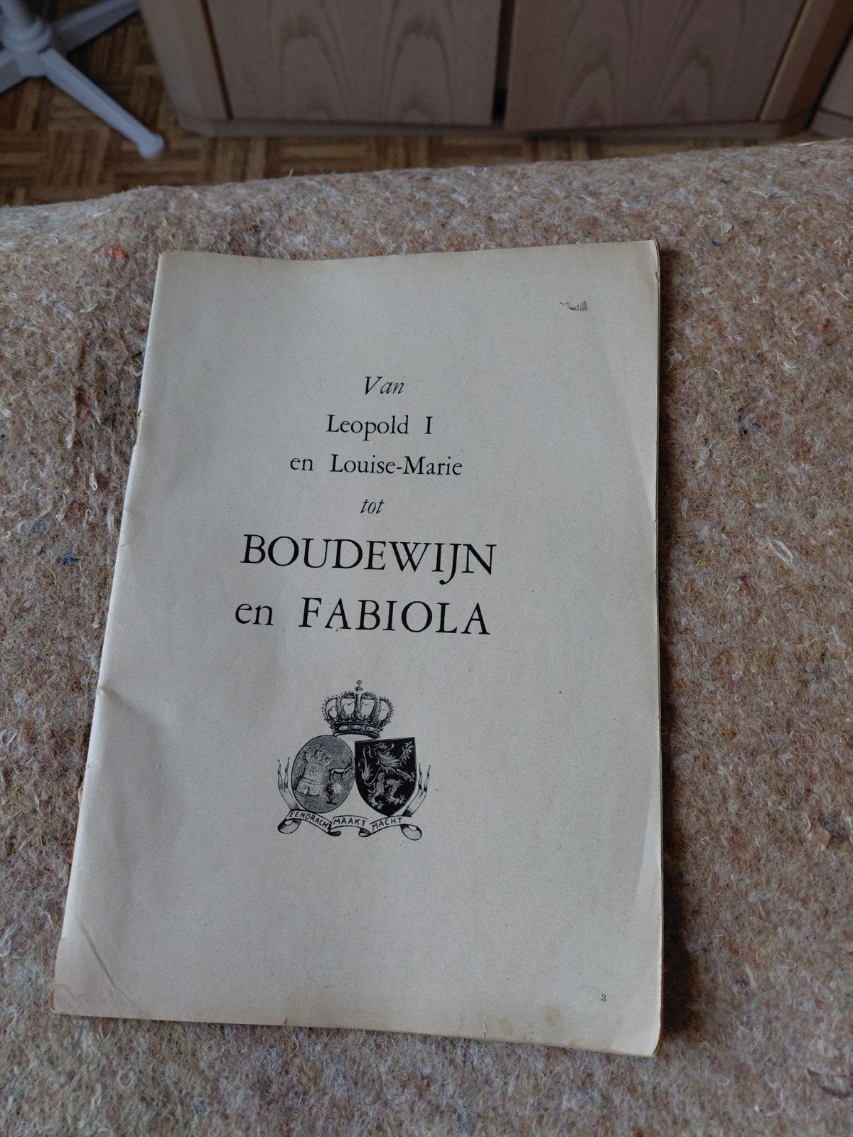 boekje van monarchie, Ophalen