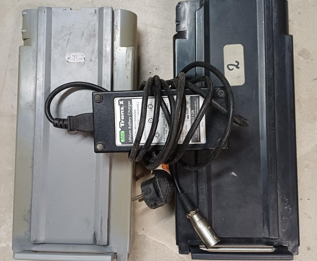 TranzX fietsbatterijen, BL03, 2 stuks 36V 11Ah (396Wh), Enlèvement, Utilisé