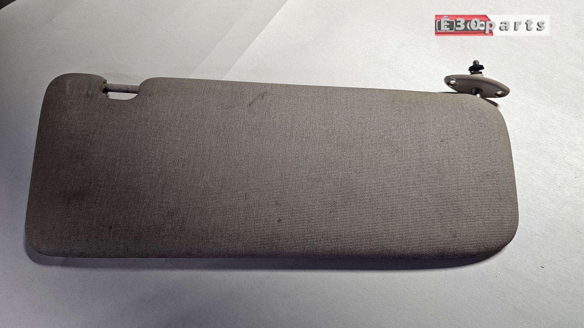 Zonneklep links sedan 4 / 2 touring BMW 3 serie E30 51161947, -, Origine de la pièce connue, Utilisé, -