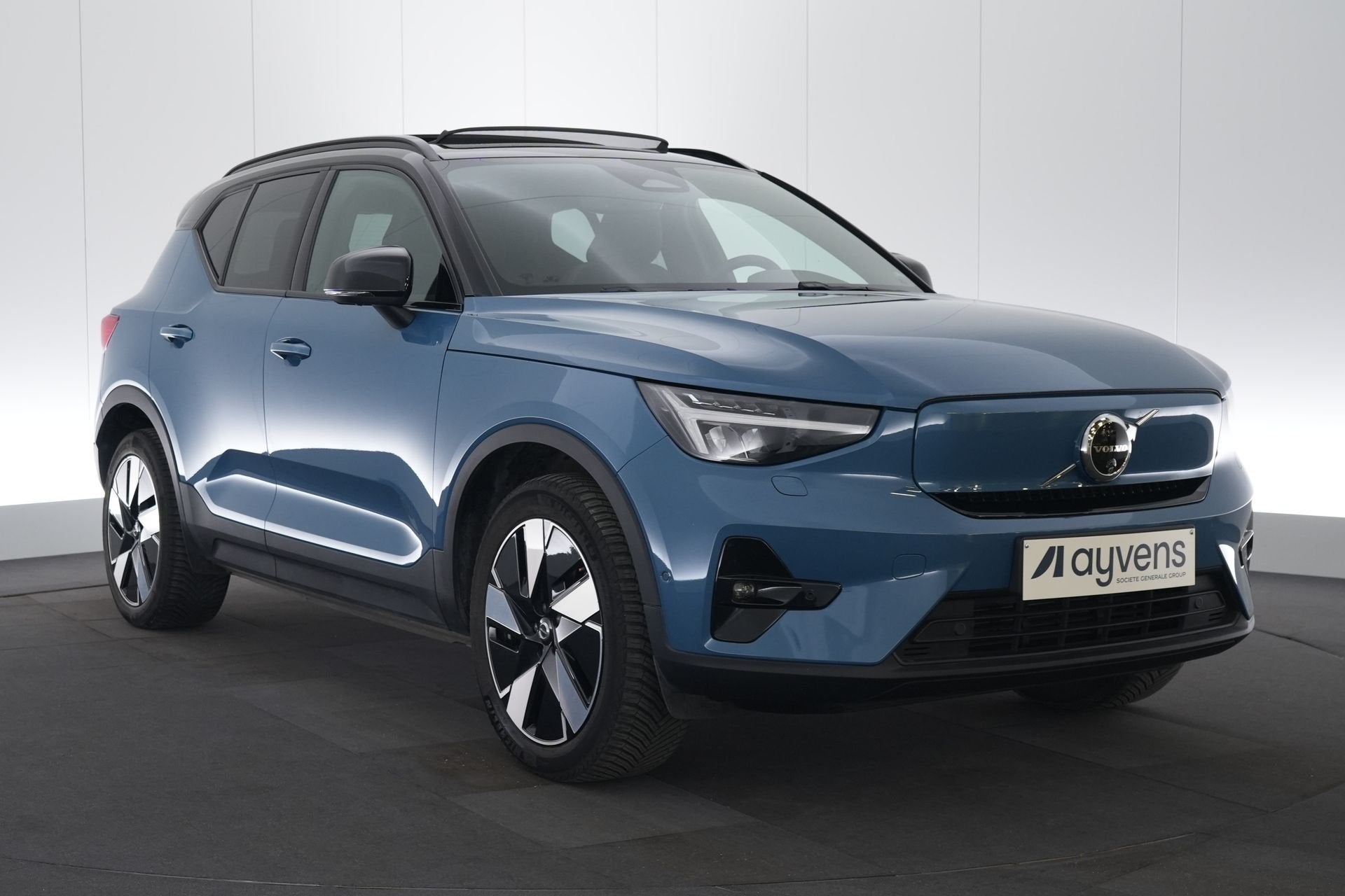 (2FBQ253) VOLVO XC40, Autos, 185 kW, Achat, Entreprise, Carnet d'entretien