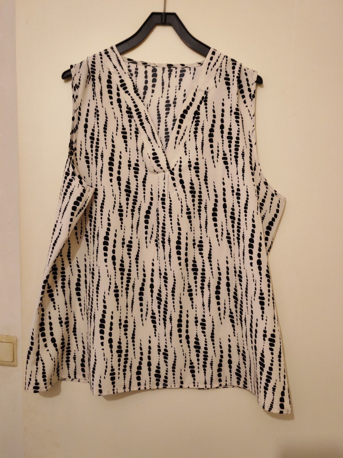 Blouse beige met zwarte print, Ophalen, Beige, Maat 46/48 (XL) of groter, Zo goed als nieuw