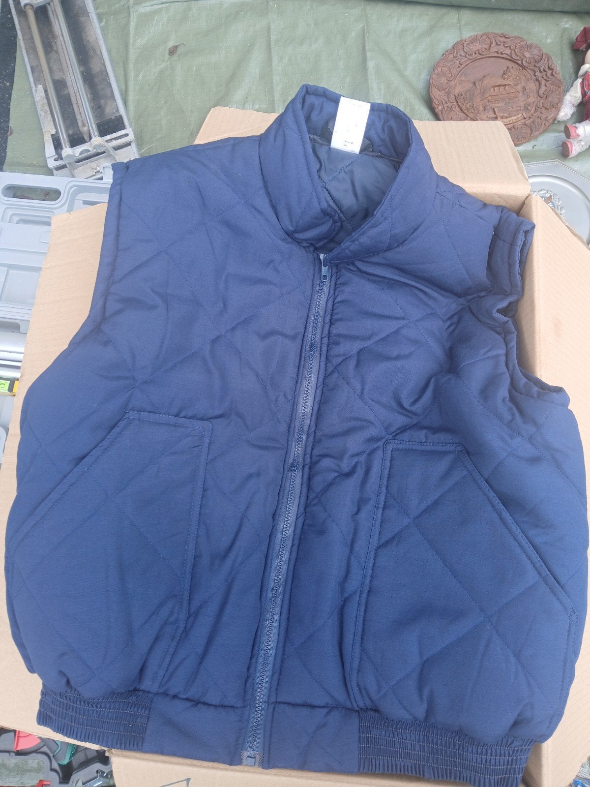 Bodywarmers nieuw 2 euro/stuk!, Kleding | Heren, Bodywarmers, Ophalen