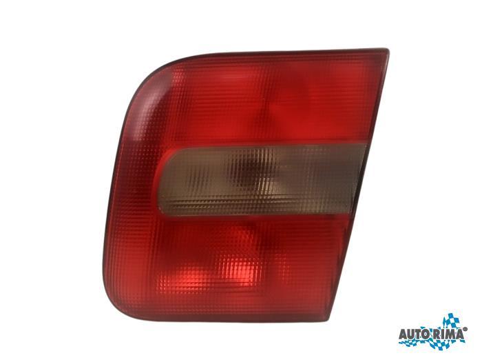 Achterlicht rechts van een Volvo S70, Gebruikt, -, -, Ophalen of Verzenden