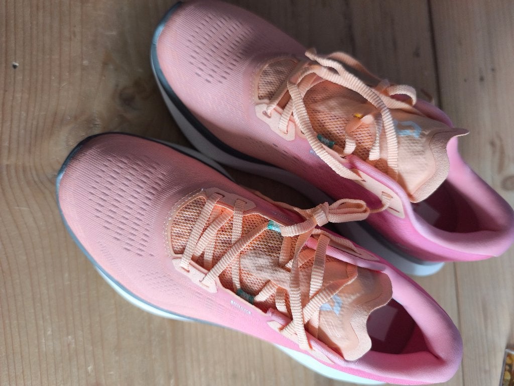 Sportschoenen  dames, Ophalen, Sportschoenen, Nieuw, Roze