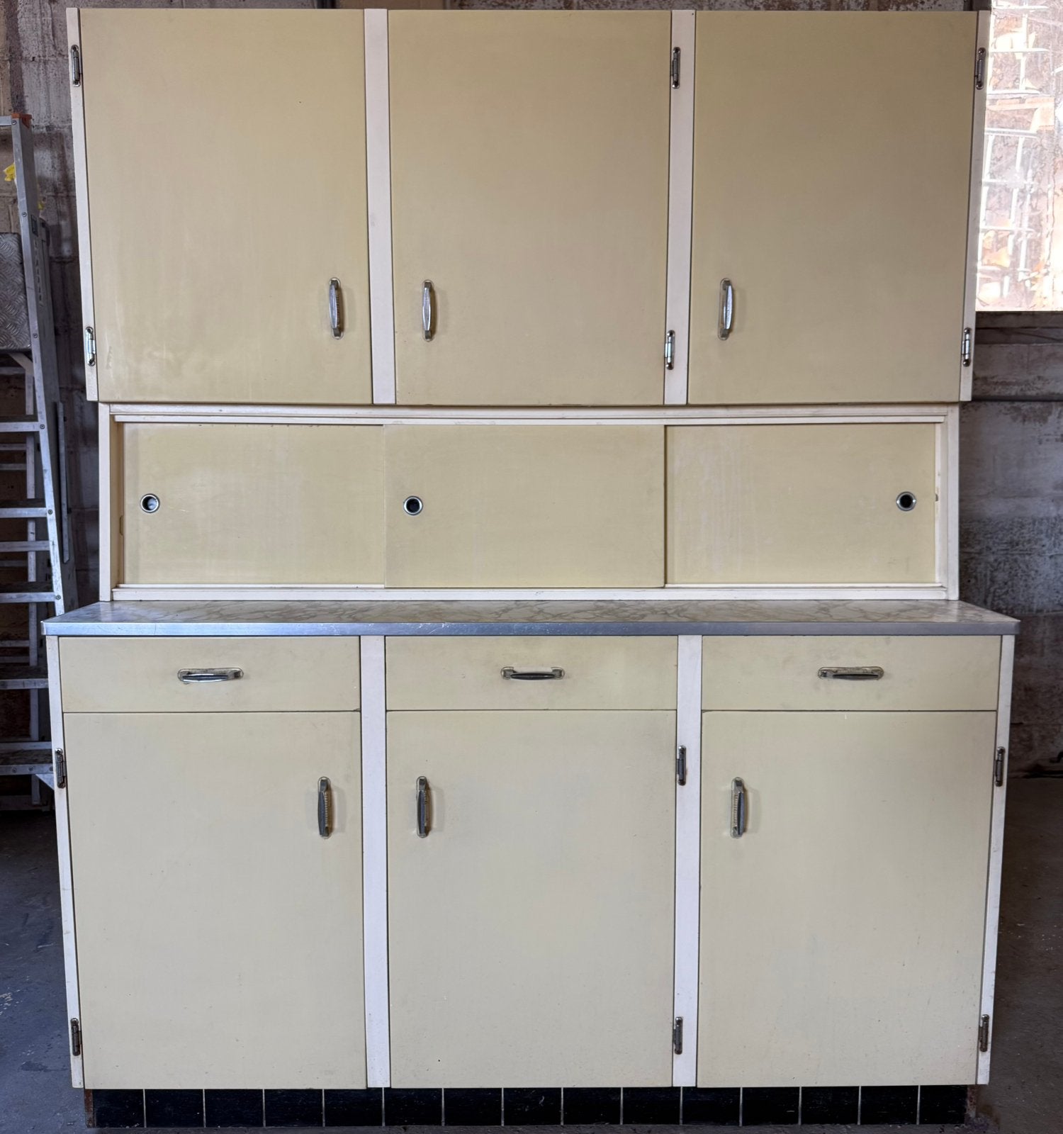 Vintage keukenkast jaren 60 in goede staat, Huis en Inrichting, Ophalen, Gebruikt, Retro