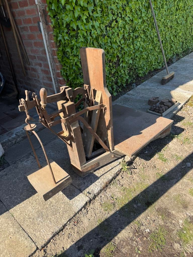 Bascule/weegschaal, Enlèvement, Utilisé