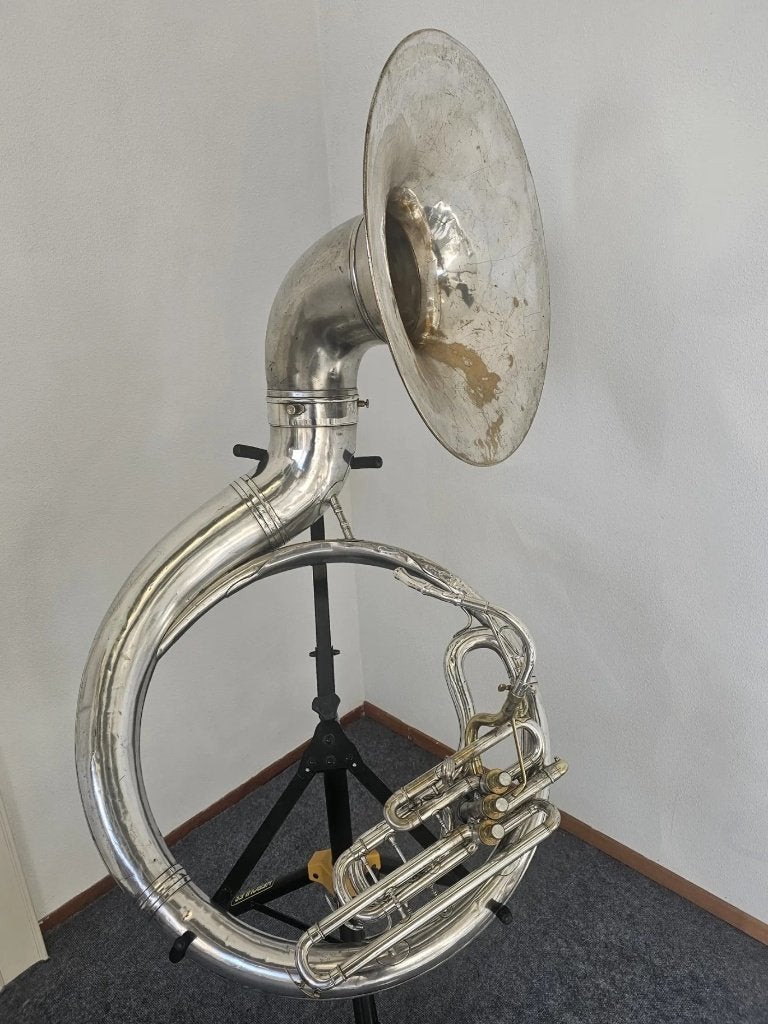Conn Cavalier 26K Eb Sousaphone, Musique & Instruments, Instruments à vent | Autre, Utilisé, Cuivre, Enlèvement