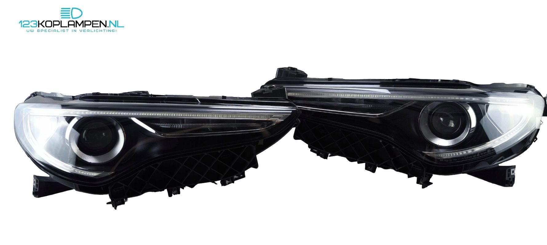 Alfa Romeo Stelvio Xenon Led Koplamp Koplampen links rechts, Auto-onderdelen, Gebruikt, -, -, Ophalen of Verzenden